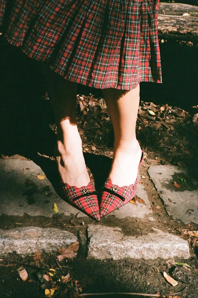 Women Jeffrey Campbell Mules and Slingbacks Gratis