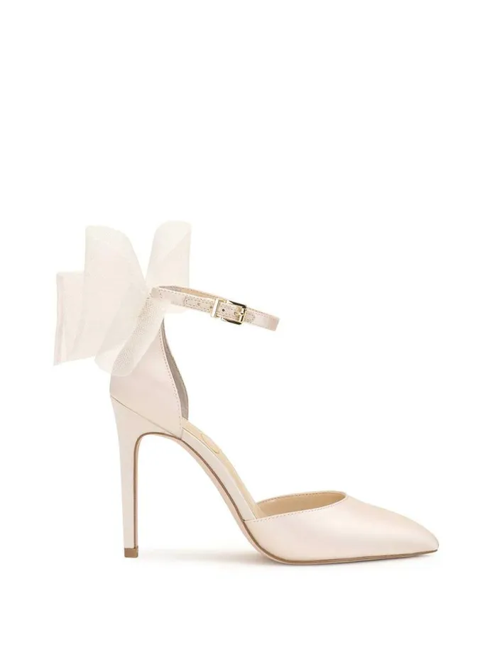 Women Phindies Pump In Off White Jessica Simpson Pumps