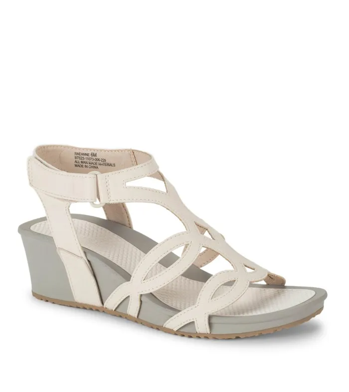 Women Raeanne Wedge Sandal Cream Baretraps Wedge Sandals