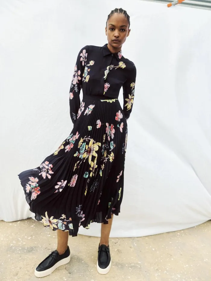 Women Tops Gabriela Hearst Henri Blouse In Dark Navy Multi Printed Silk Georgette